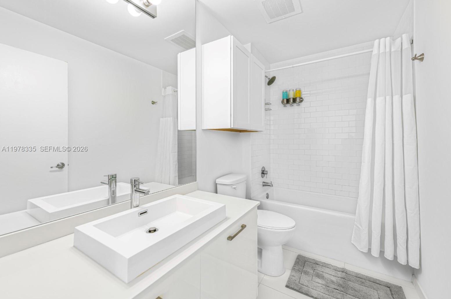 151 Se 1st Street 2409 Property Photo 9
