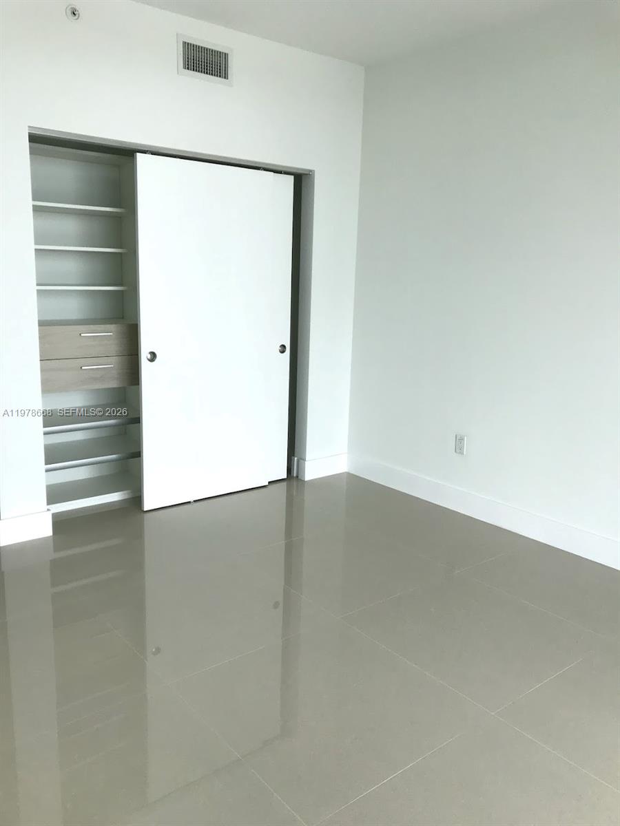 17111 Biscayne Boulevard 408 Property Photo 6