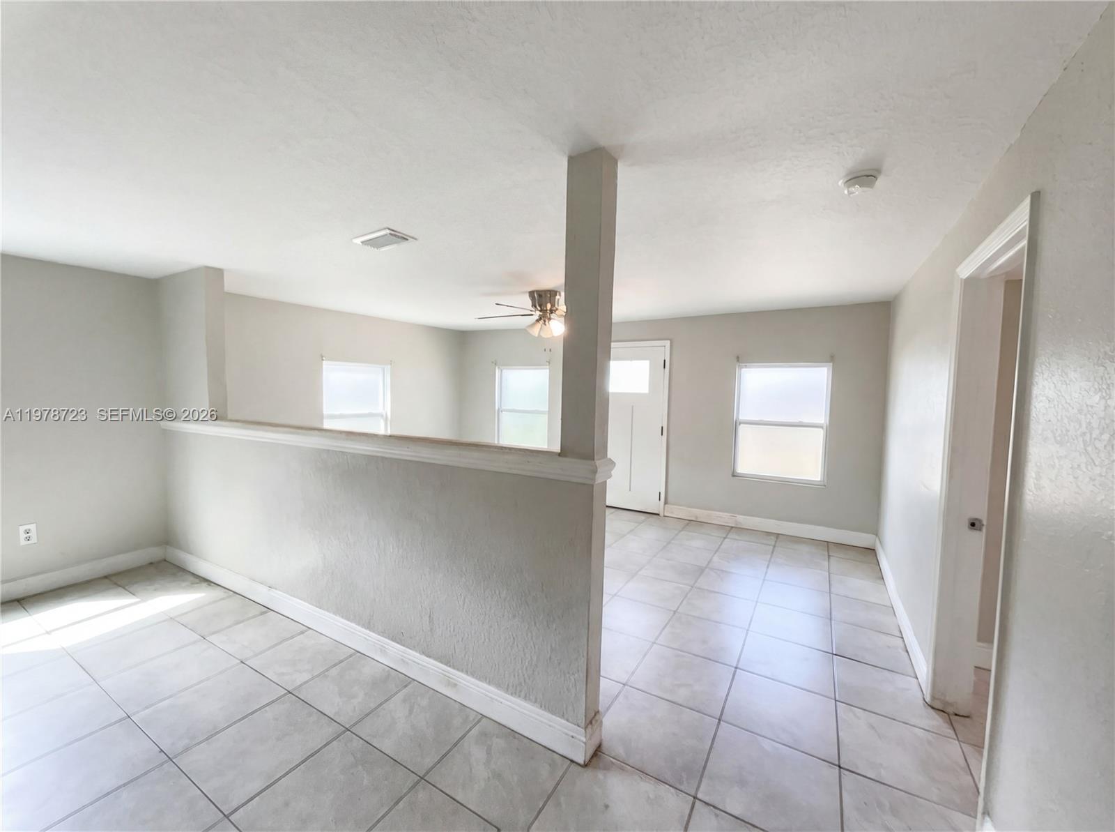 244 S Rhodes Property Photo 8