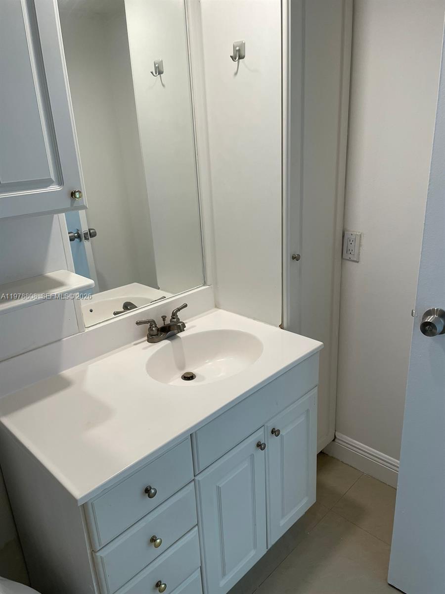 851 Three Islands Boulevard 109 Property Photo 5