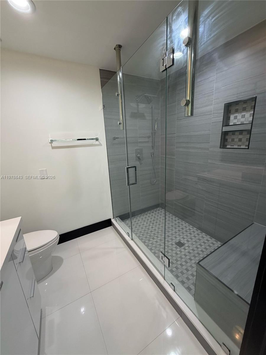2699 Tigertail Avenue 14 Property Photo 14