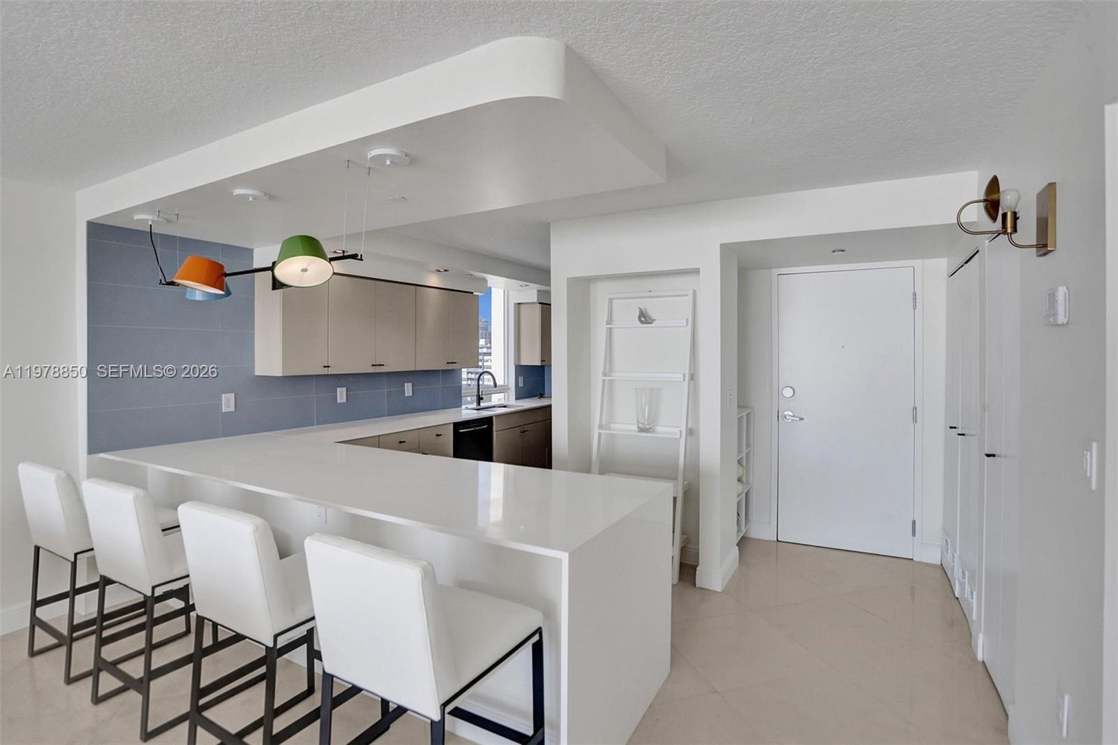 6917 Collins Avenue 915 Property Photo 5