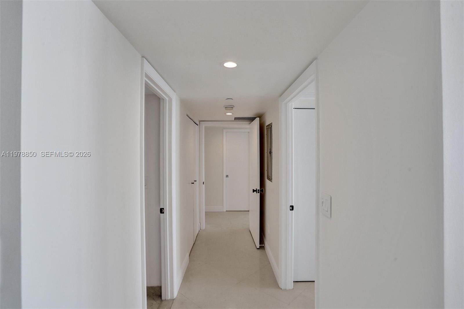 6917 Collins Avenue 915 Property Photo 11