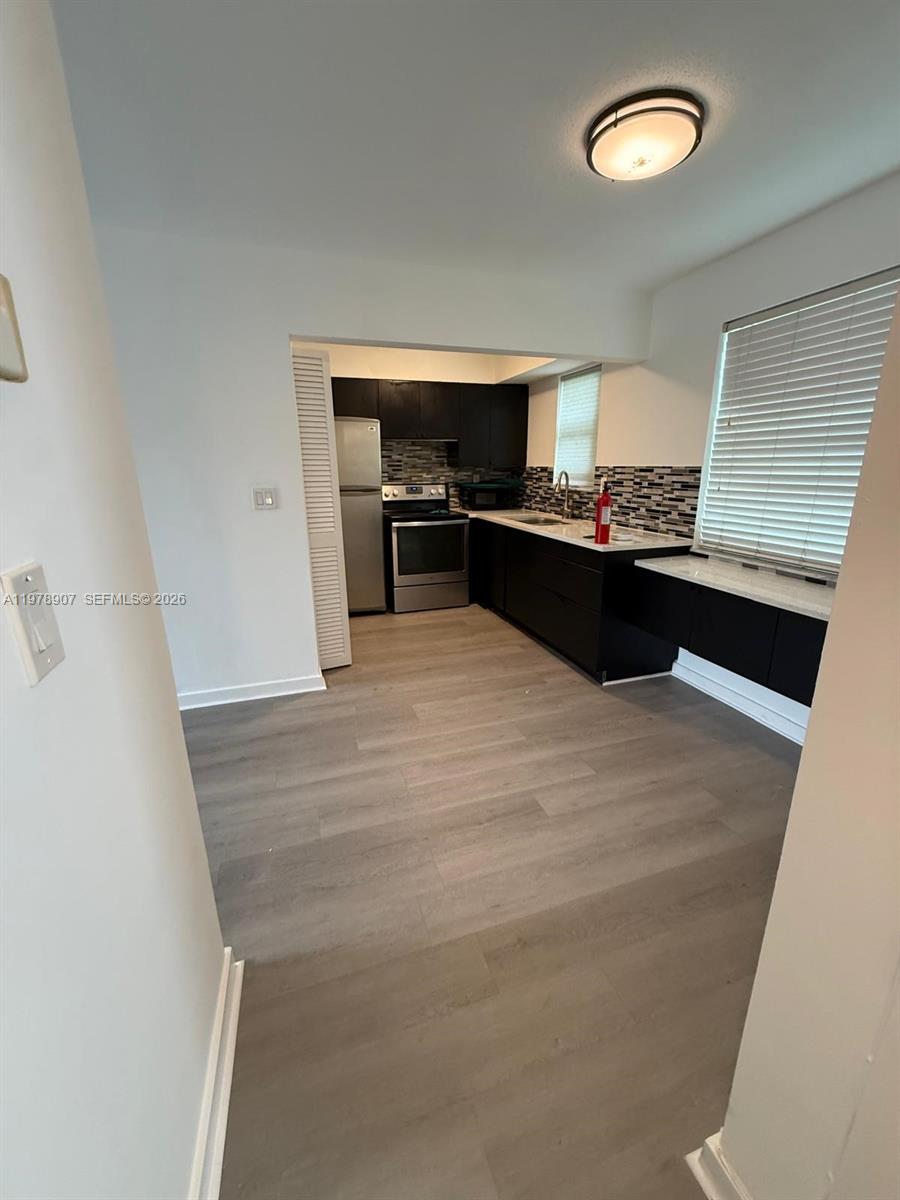 A11978907 Property Photo 19