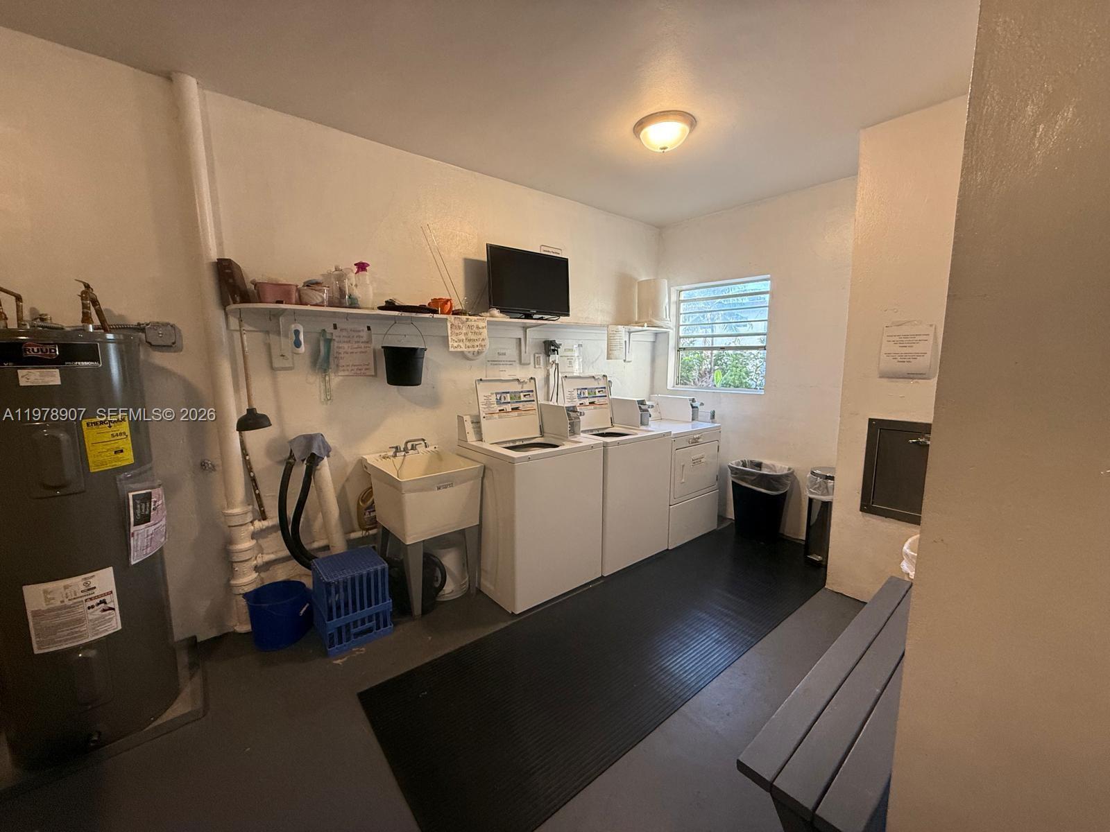 A11978907 Property Photo 20