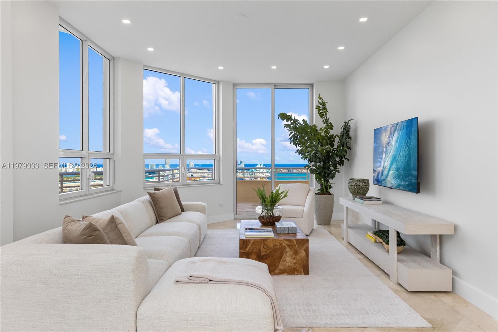 808 Brickell Key Drive 3901 Property Photo 6