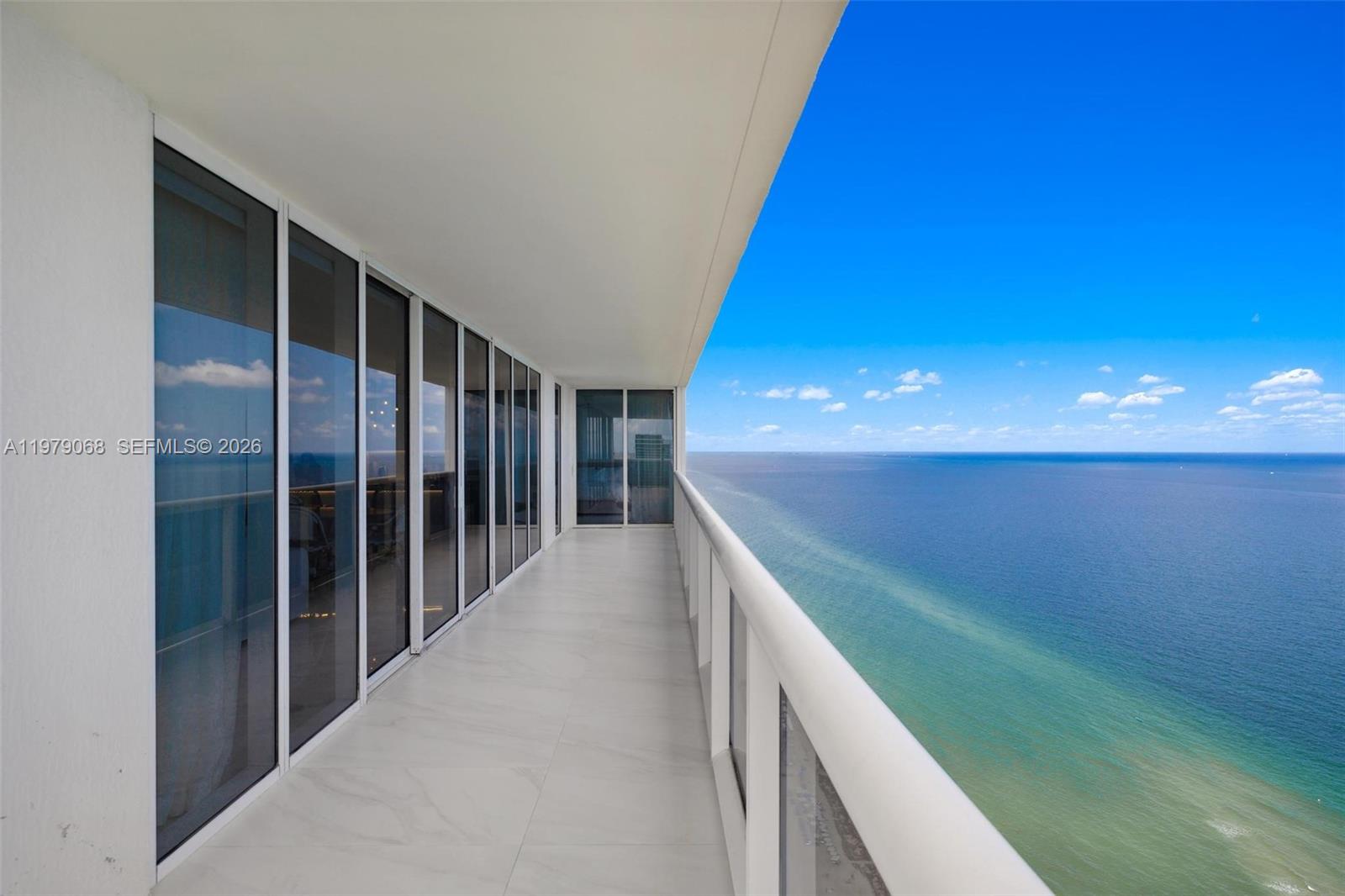 1830 S Ocean Drive 4502 Property Photo 3