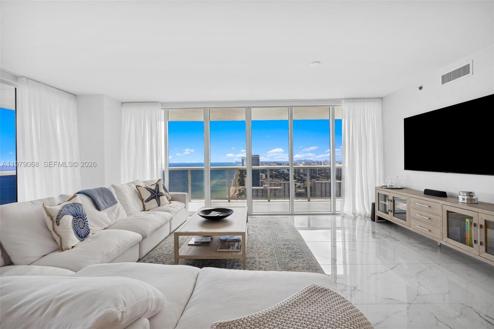 1830 S Ocean Drive 4502 Property Photo 14