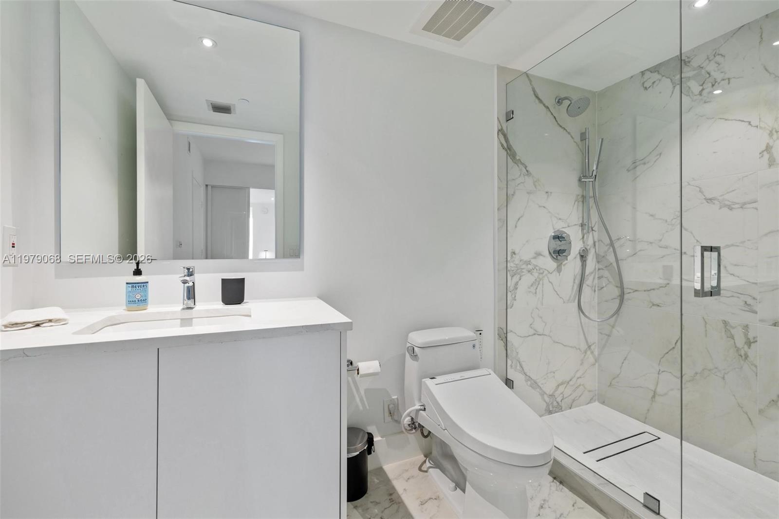 1830 S Ocean Drive 4502 Property Photo 27