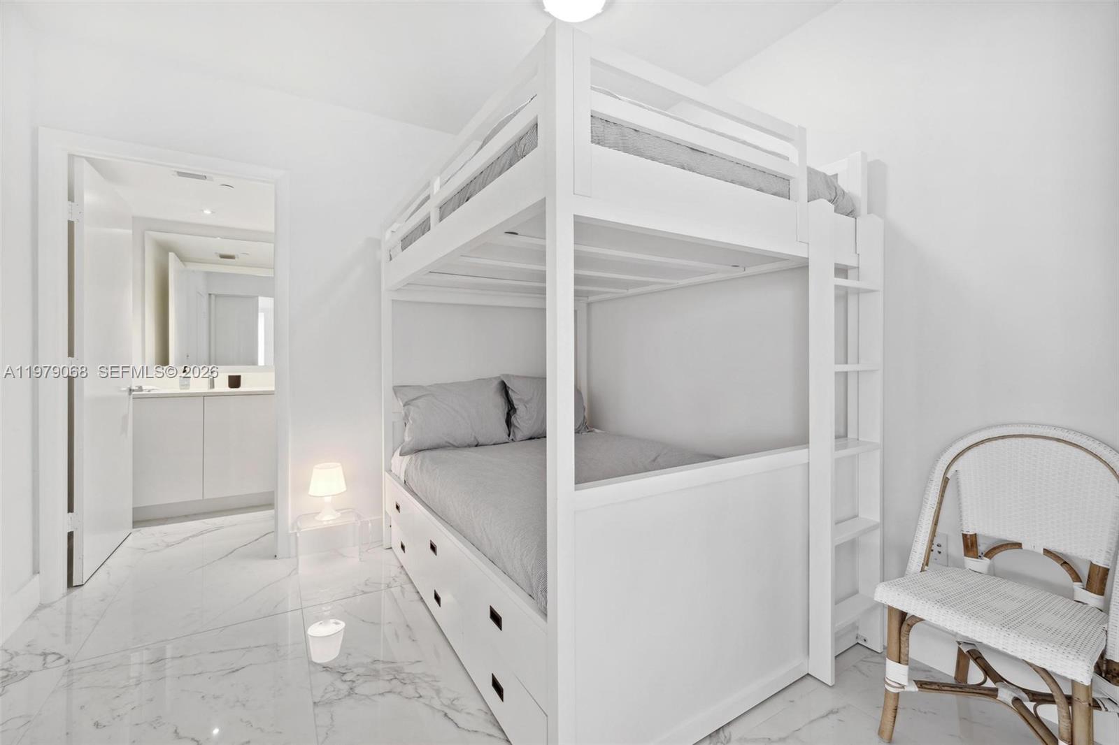 1830 S Ocean Drive 4502 Property Photo 28