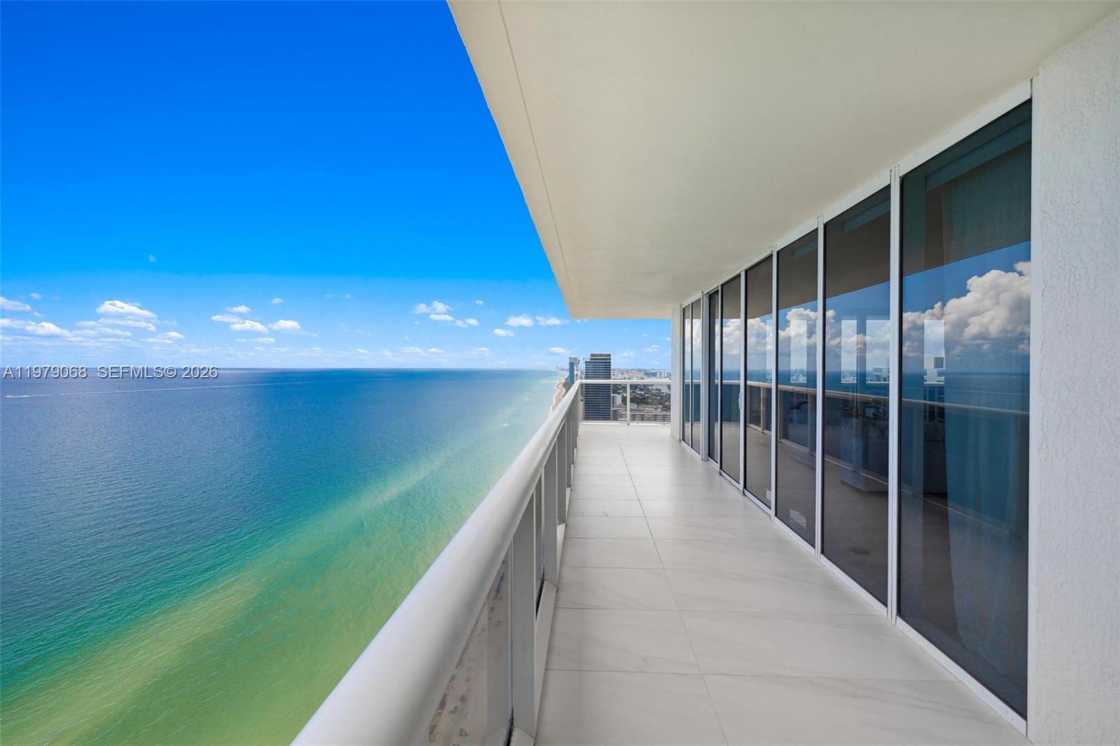 1830 S Ocean Drive 4502 Property Photo 29