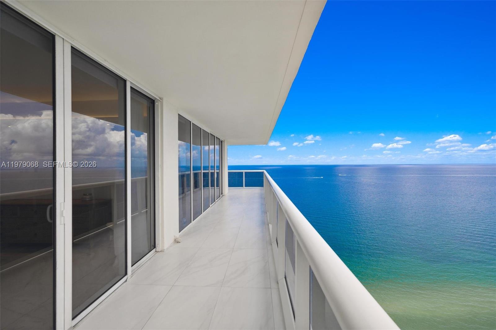1830 S Ocean Drive 4502 Property Photo 32