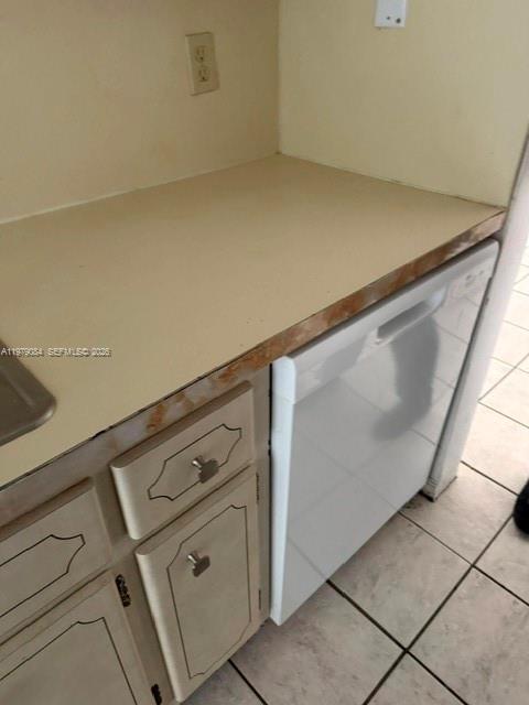 2430 Ne 135th Street 102 Property Photo 7