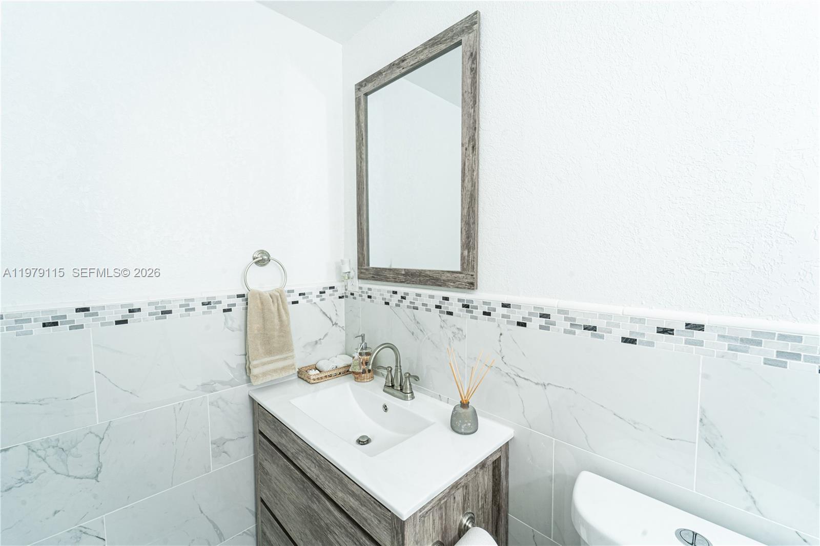 14172 Nw 87th Court Property Photo 13