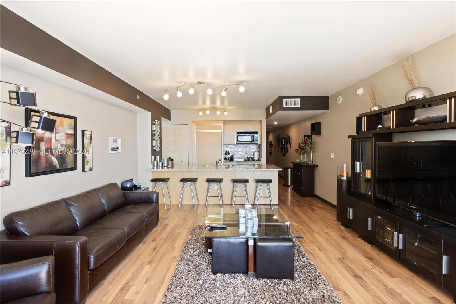 1830 S Ocean Drive 2105 Property Photo 4