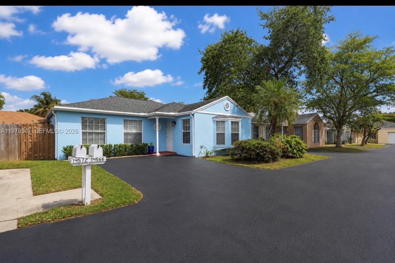 14566 SW 124th Place Property Photo 1