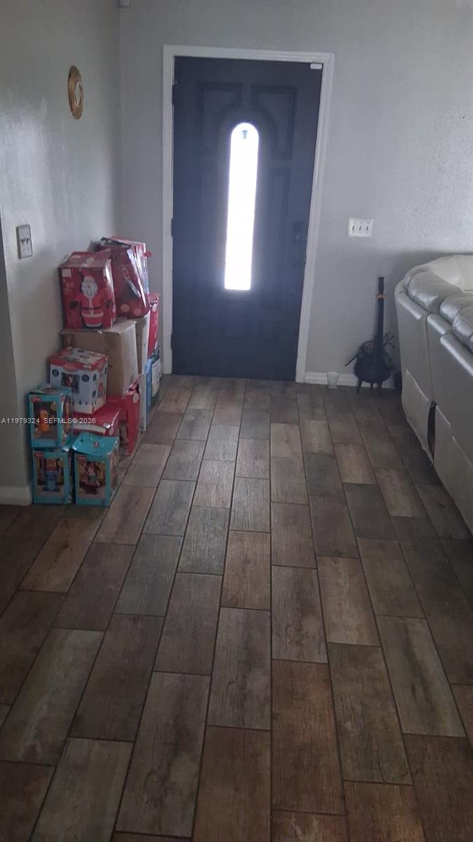 8016 Apache Lane Property Photo 4