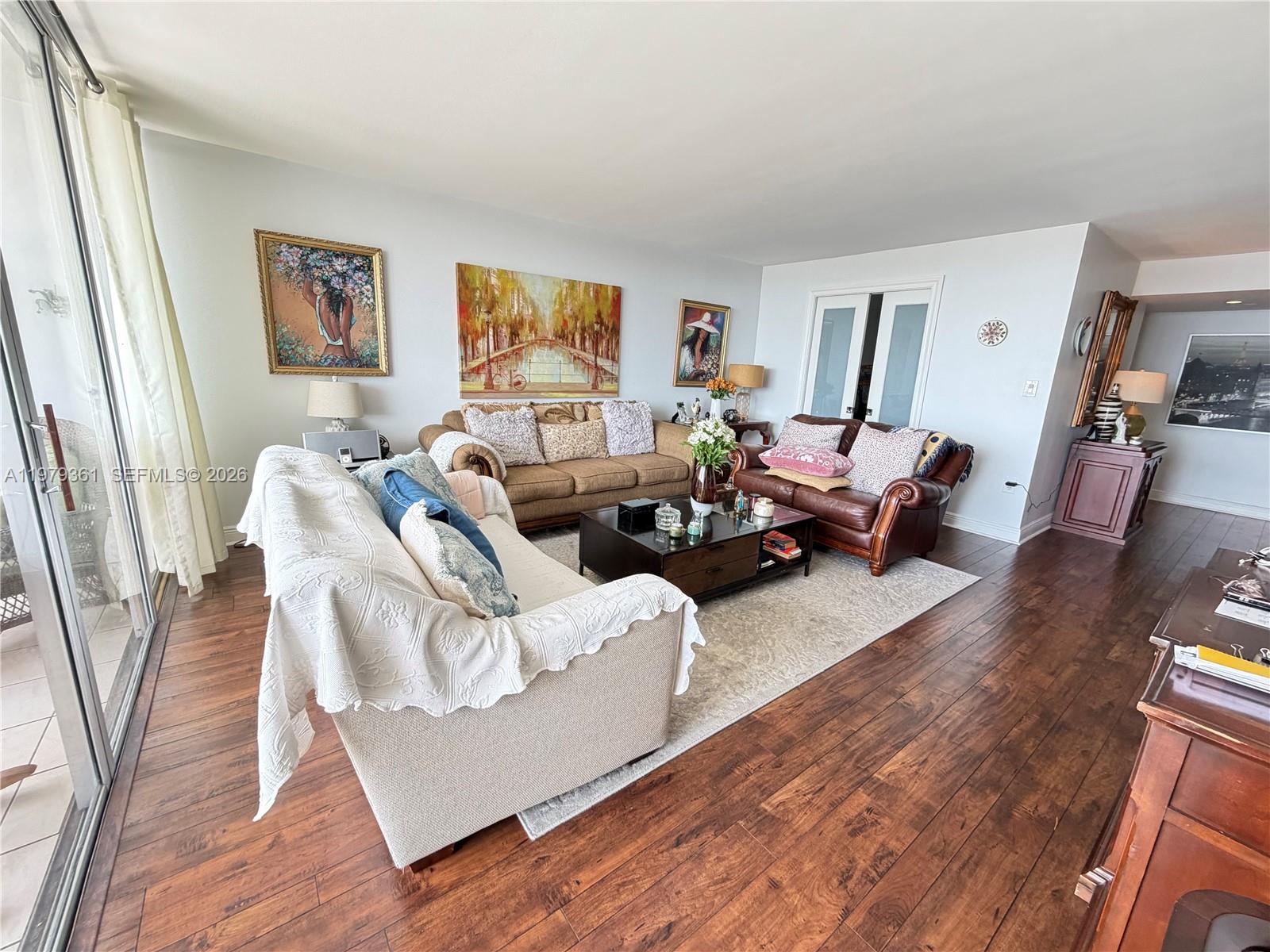 18031 Biscayne Boulevard 904 Property Photo 4