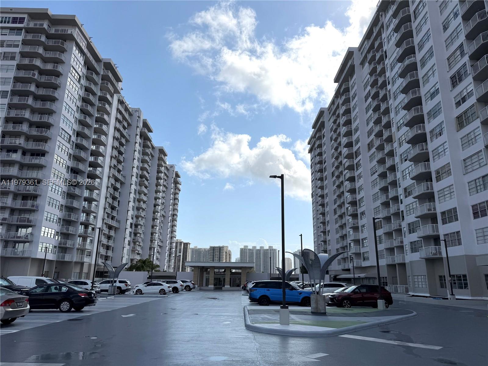 18031 Biscayne Boulevard 904 Property Photo 18