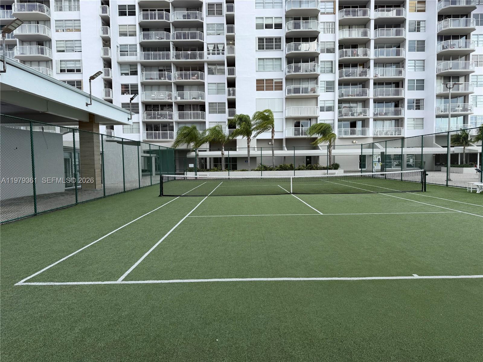 18031 Biscayne Boulevard 904 Property Photo 25
