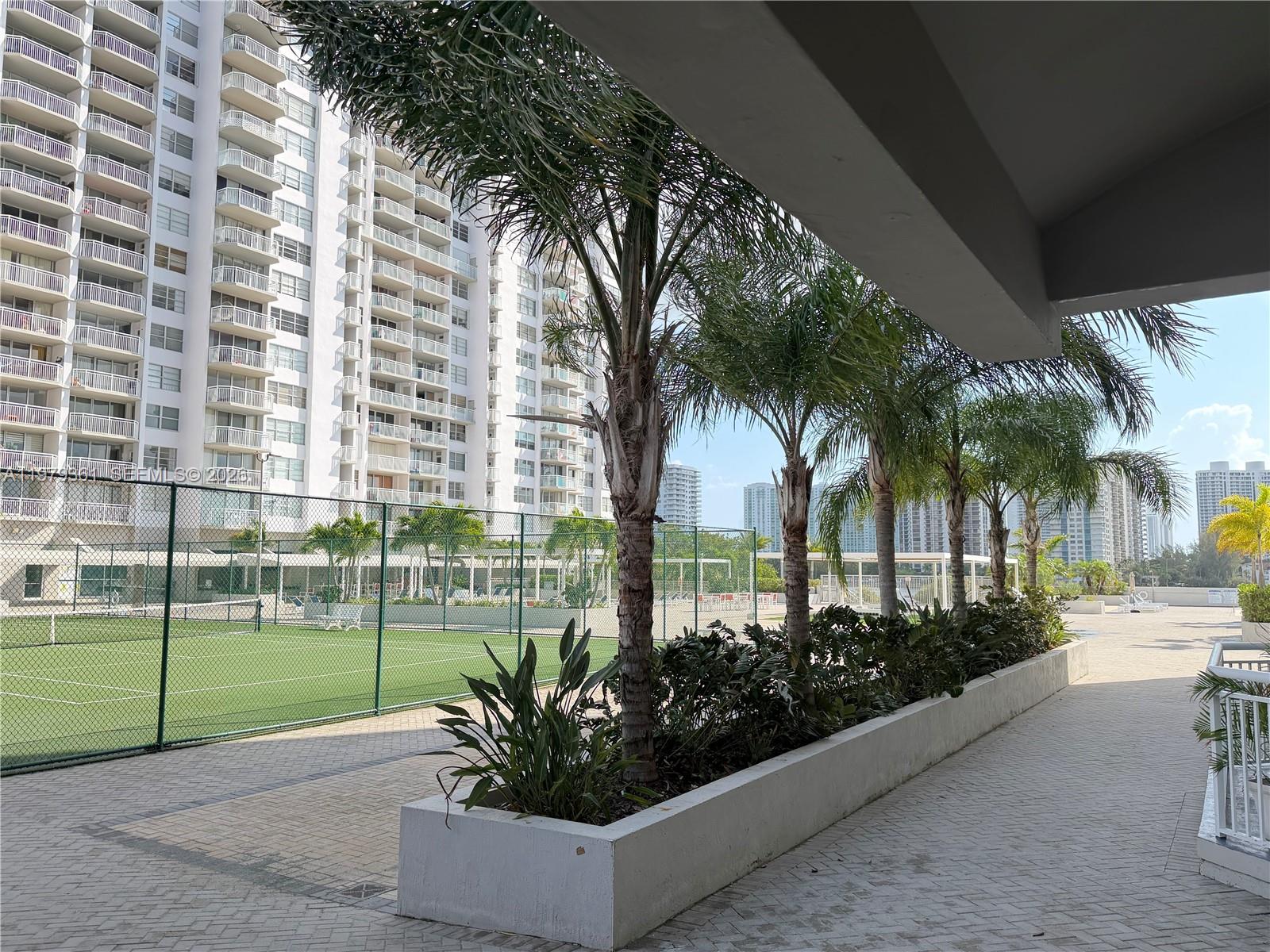 18031 Biscayne Boulevard 904 Property Photo 26