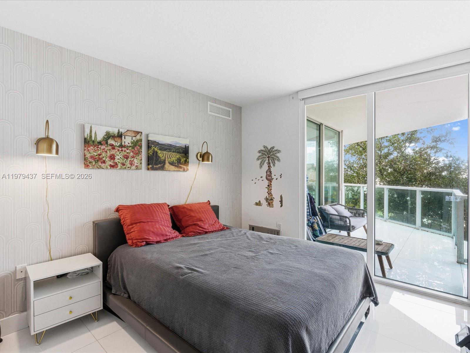200 Sunny Isles Boulevard 2-702 Property Photo 12