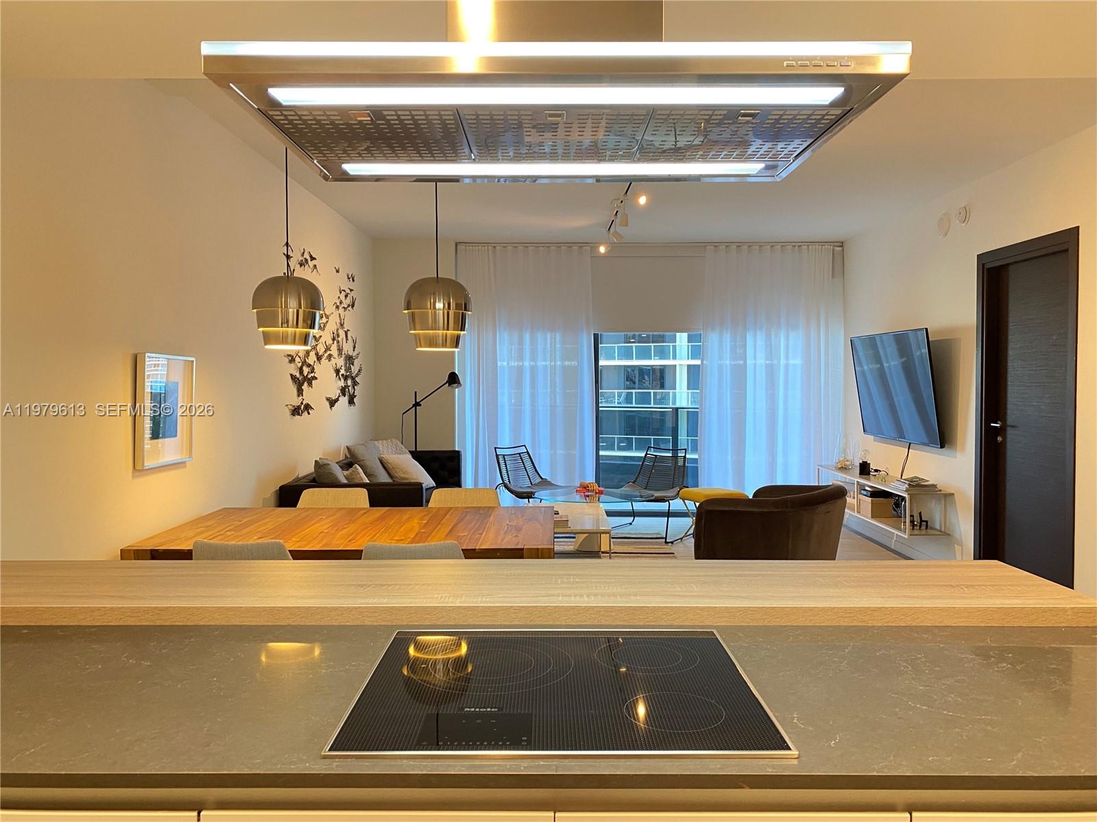 1000 Brickell Plaza 3807 Property Photo 7