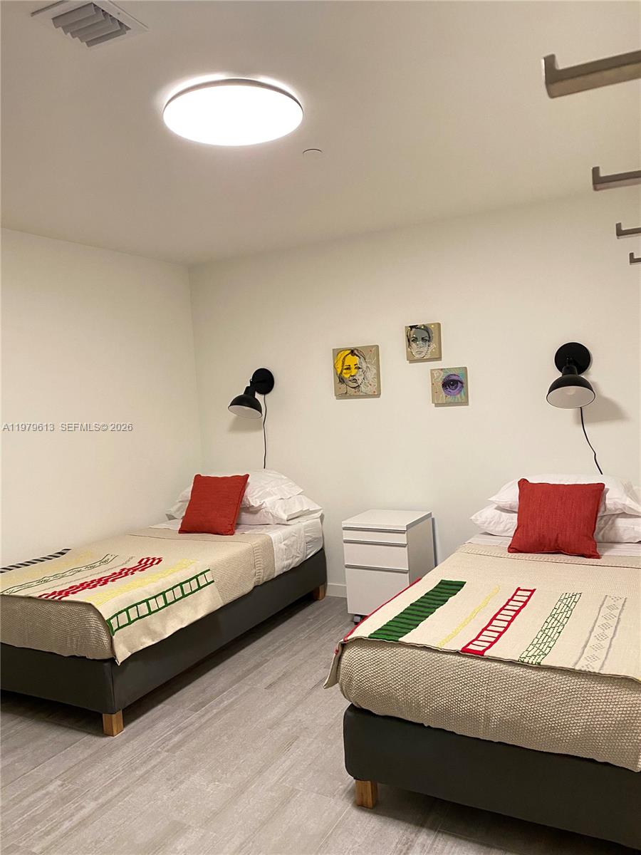 1000 Brickell Plaza 3807 Property Photo 18
