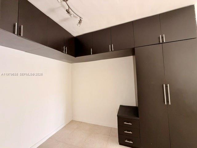 2445 Lake Pancoast Drive 7 Property Photo 18