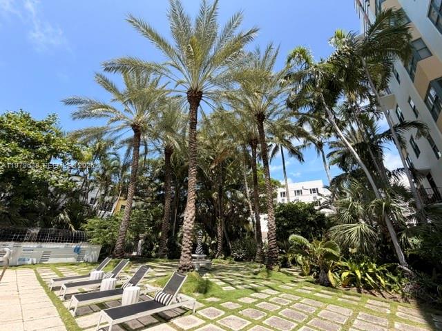 2445 Lake Pancoast Drive 7 Property Photo 29