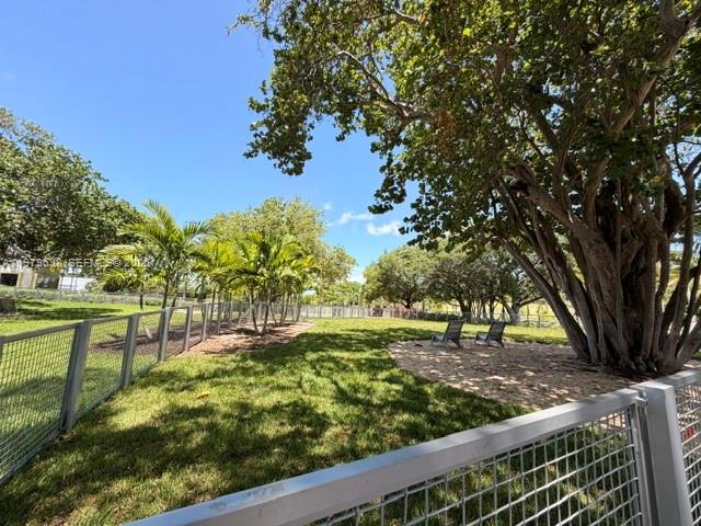 2445 Lake Pancoast Drive 7 Property Photo 37