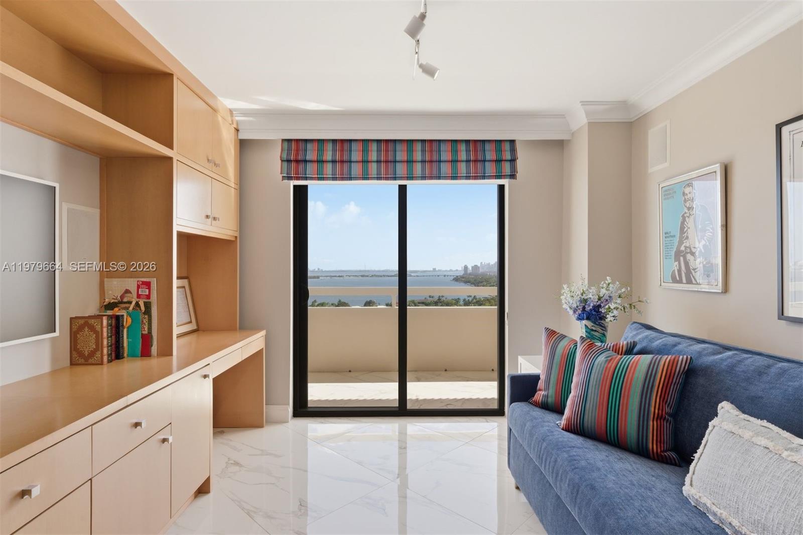 2000 Towerside Terrace Ph2 Property Photo 16