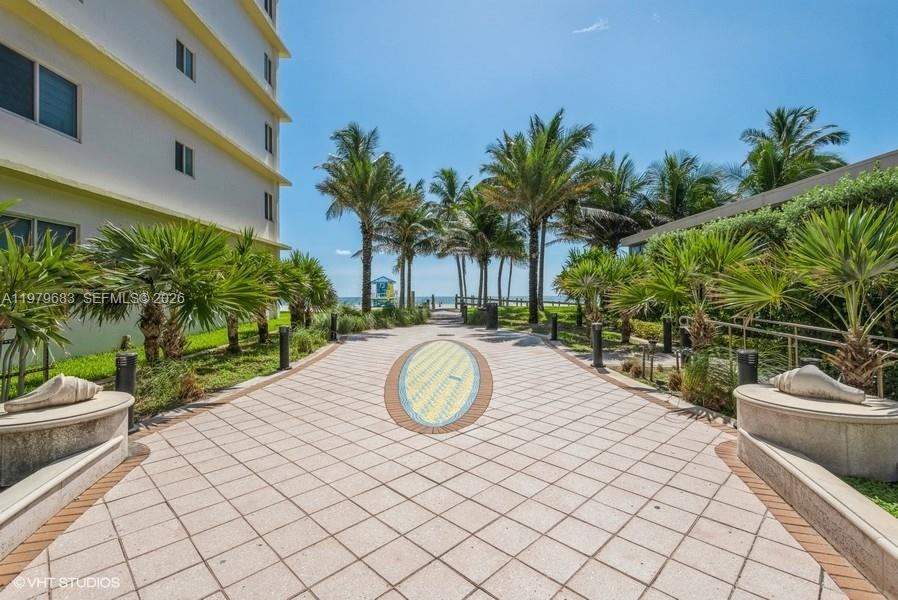 2200 S Ocean Drive N205 Property Photo 14