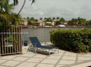 2200 S Ocean Drive N205 Property Photo 24