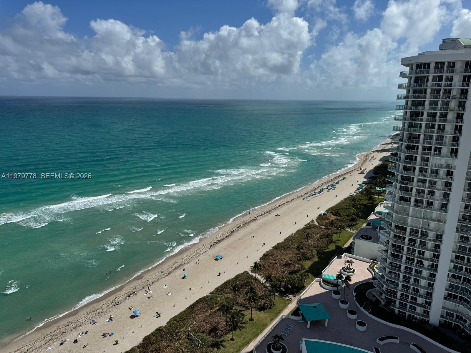 16699 Collins Avenue 2710 Property Photo 2