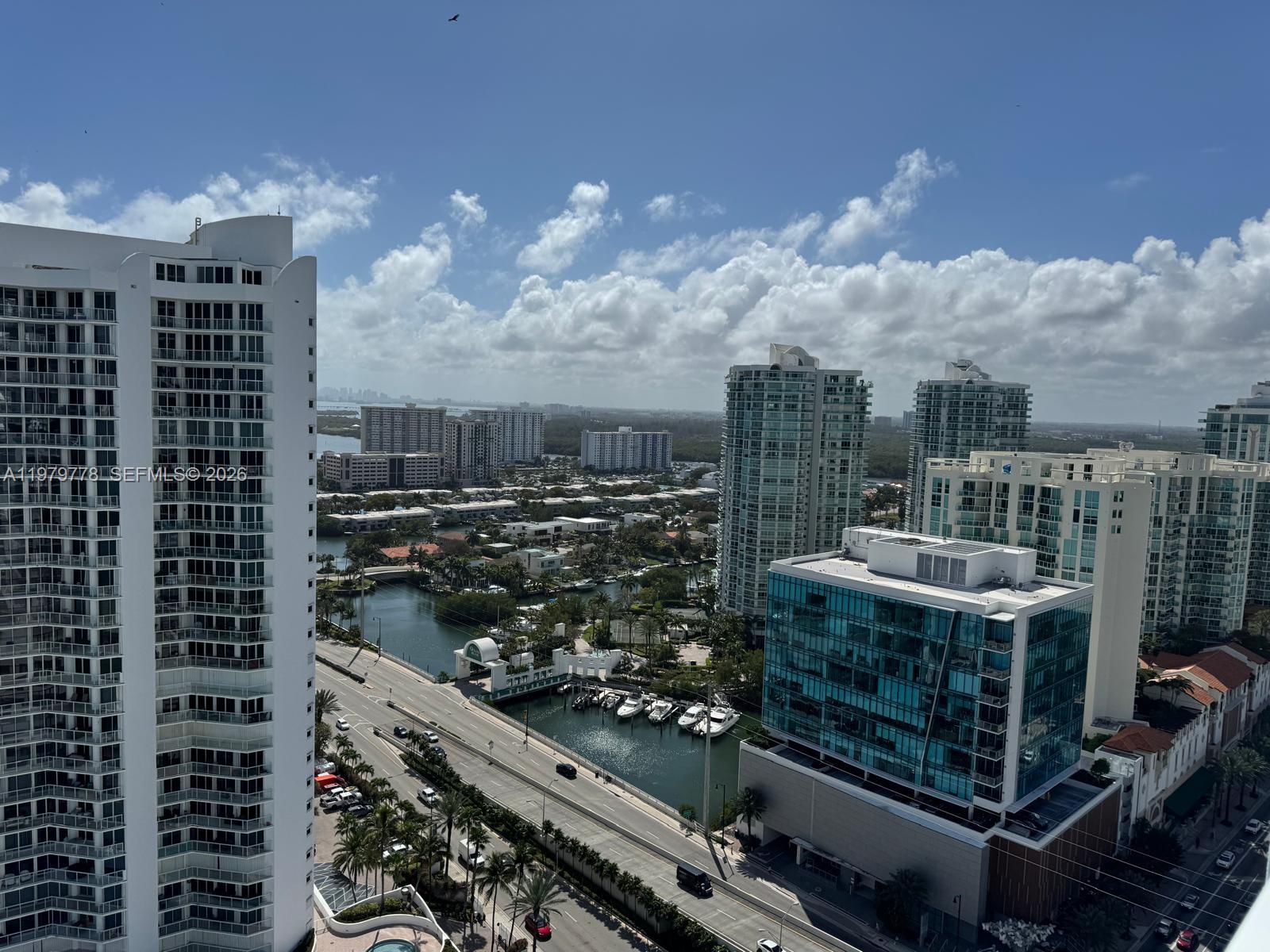 16699 Collins Avenue 2710 Property Photo 3
