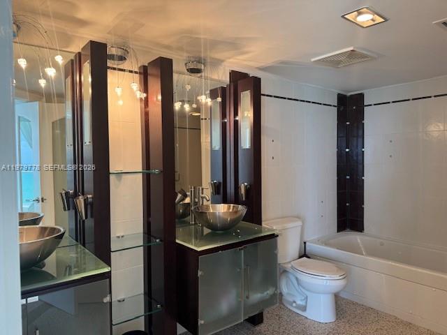 16699 Collins Avenue 2710 Property Photo 15