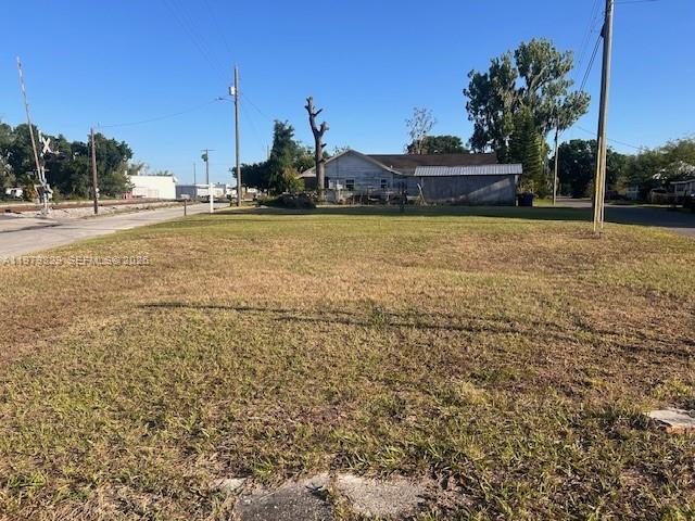 610 Nw Phosphate Boulevard Property Photo 4
