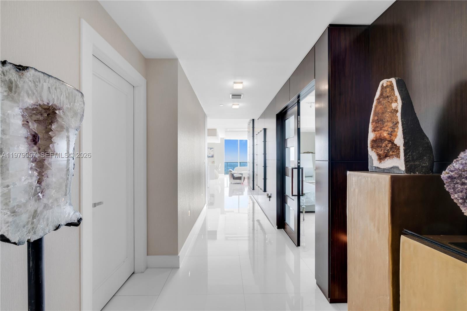 900 Biscayne Boulevard Ph6109 Property Photo 3