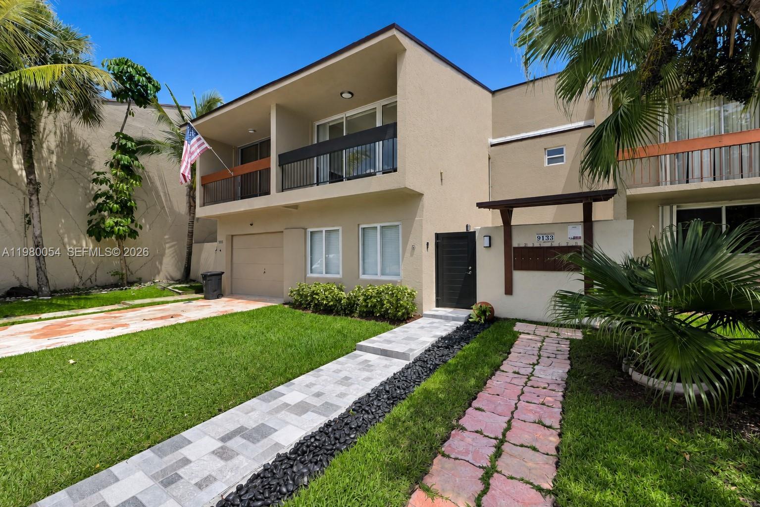 9133 Fontainebleau Boulevard 5