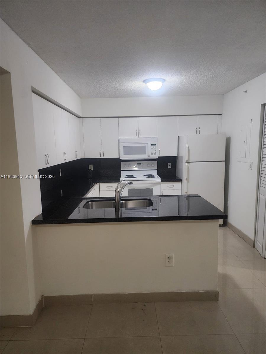 4560 Nw 107th Avenue 207-12 Property Photo 1