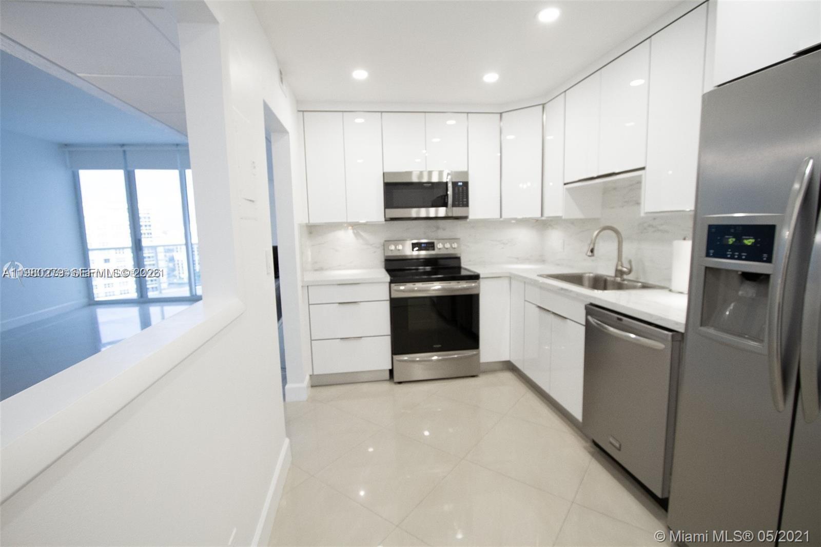3801 S Ocean Drive Ph16s Property Photo 11