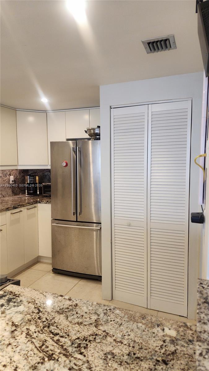 1901 Brickell Avenue B1407 Property Photo 16
