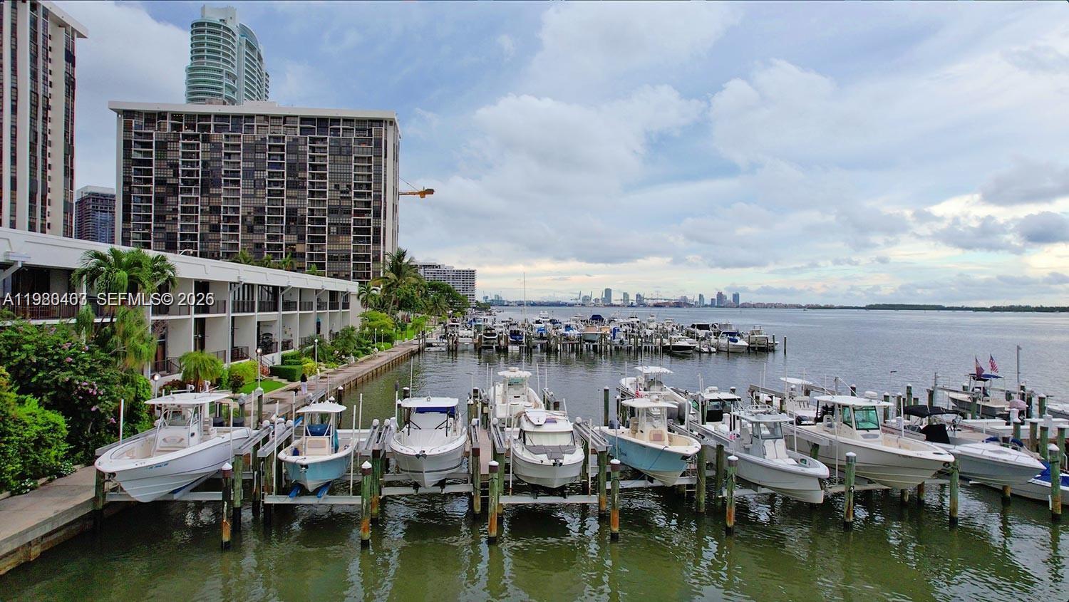 1901 Brickell Avenue B1407 Property Photo 36