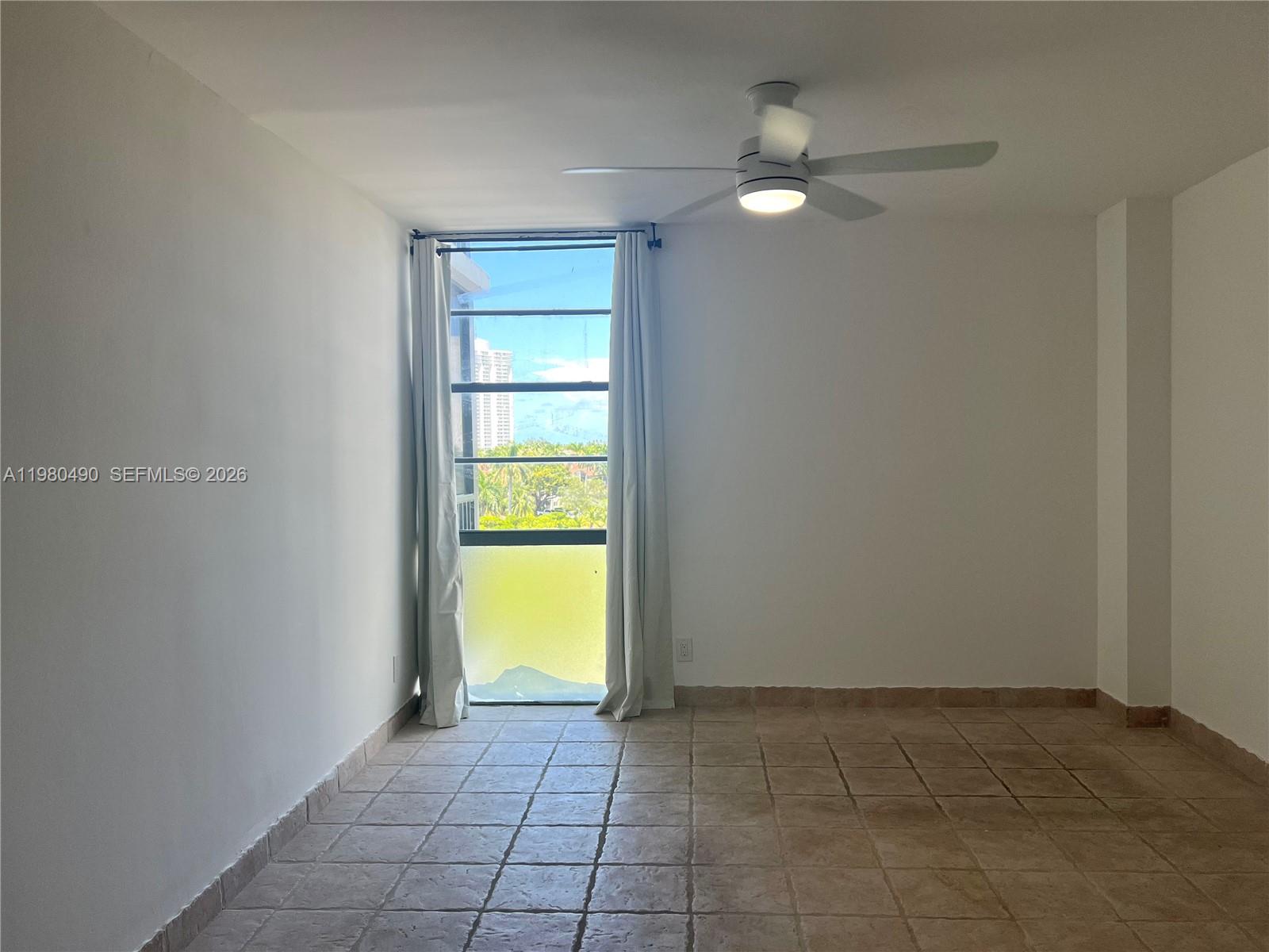 3475 N Country Club Drive 716 Property Photo 12