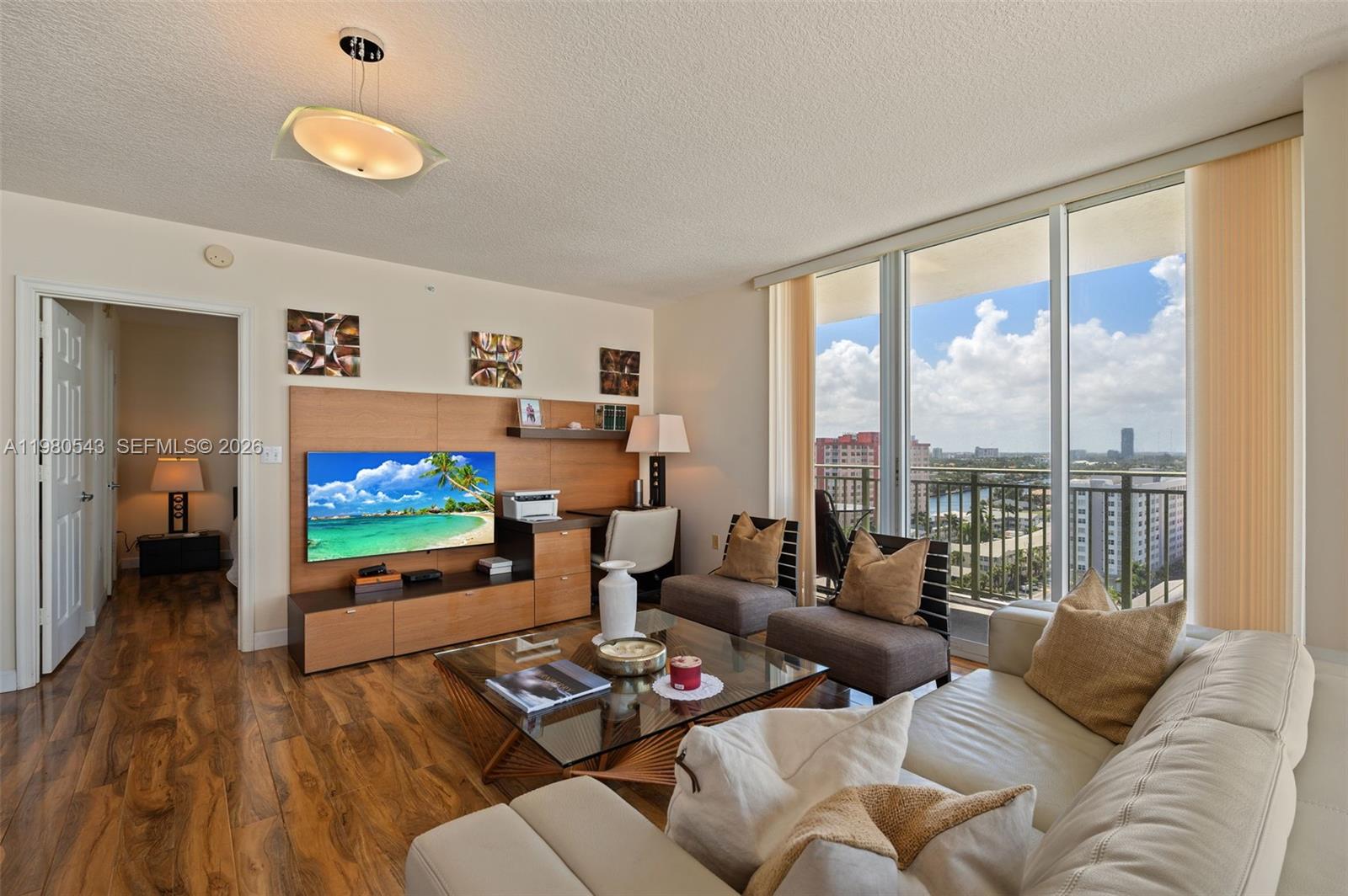 2080 S Ocean Drive 1402 Property Photo 8