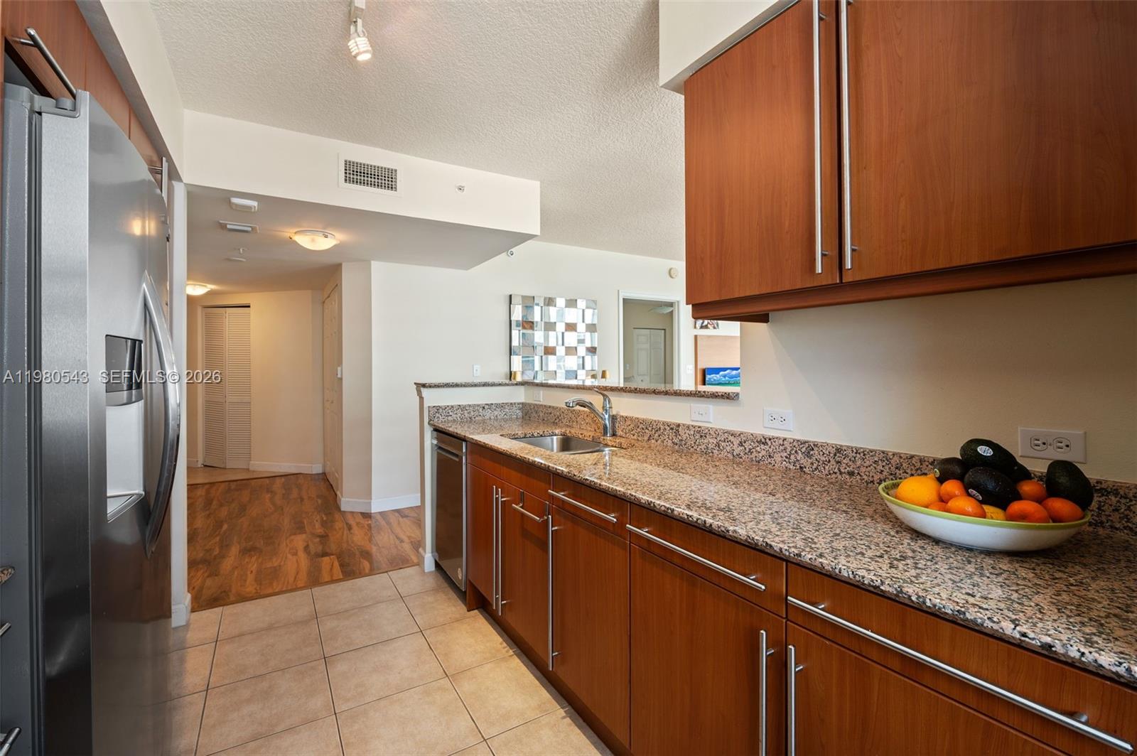 2080 S Ocean Drive 1402 Property Photo 15