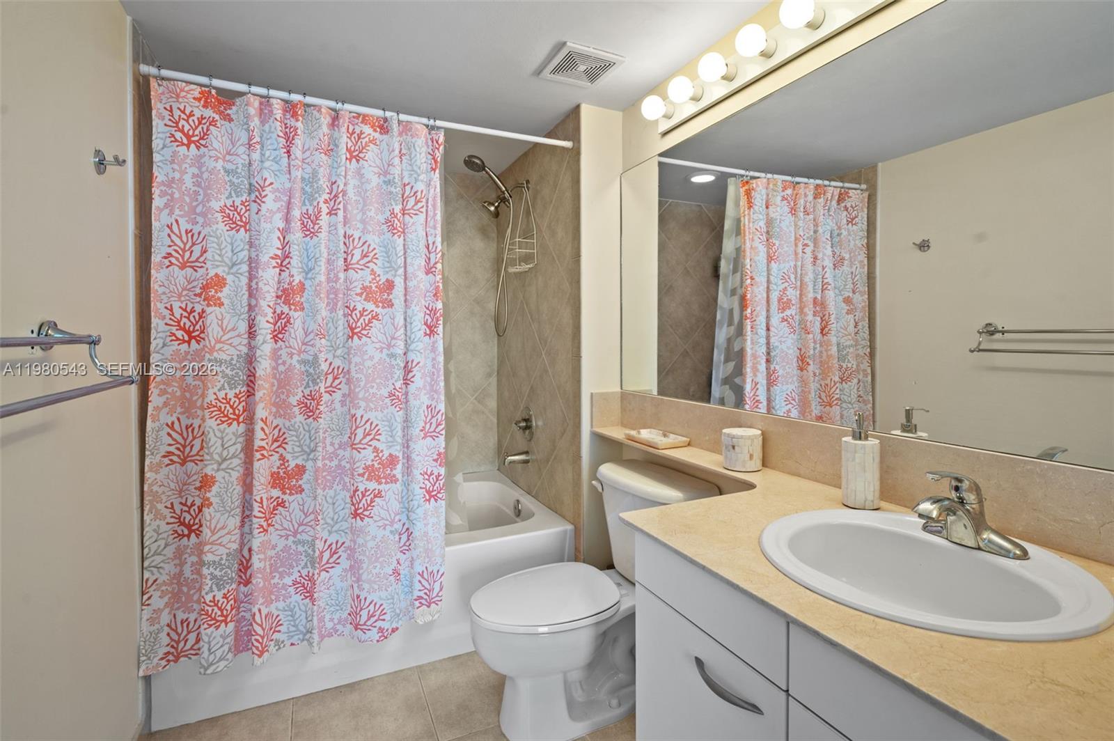 2080 S Ocean Drive 1402 Property Photo 21