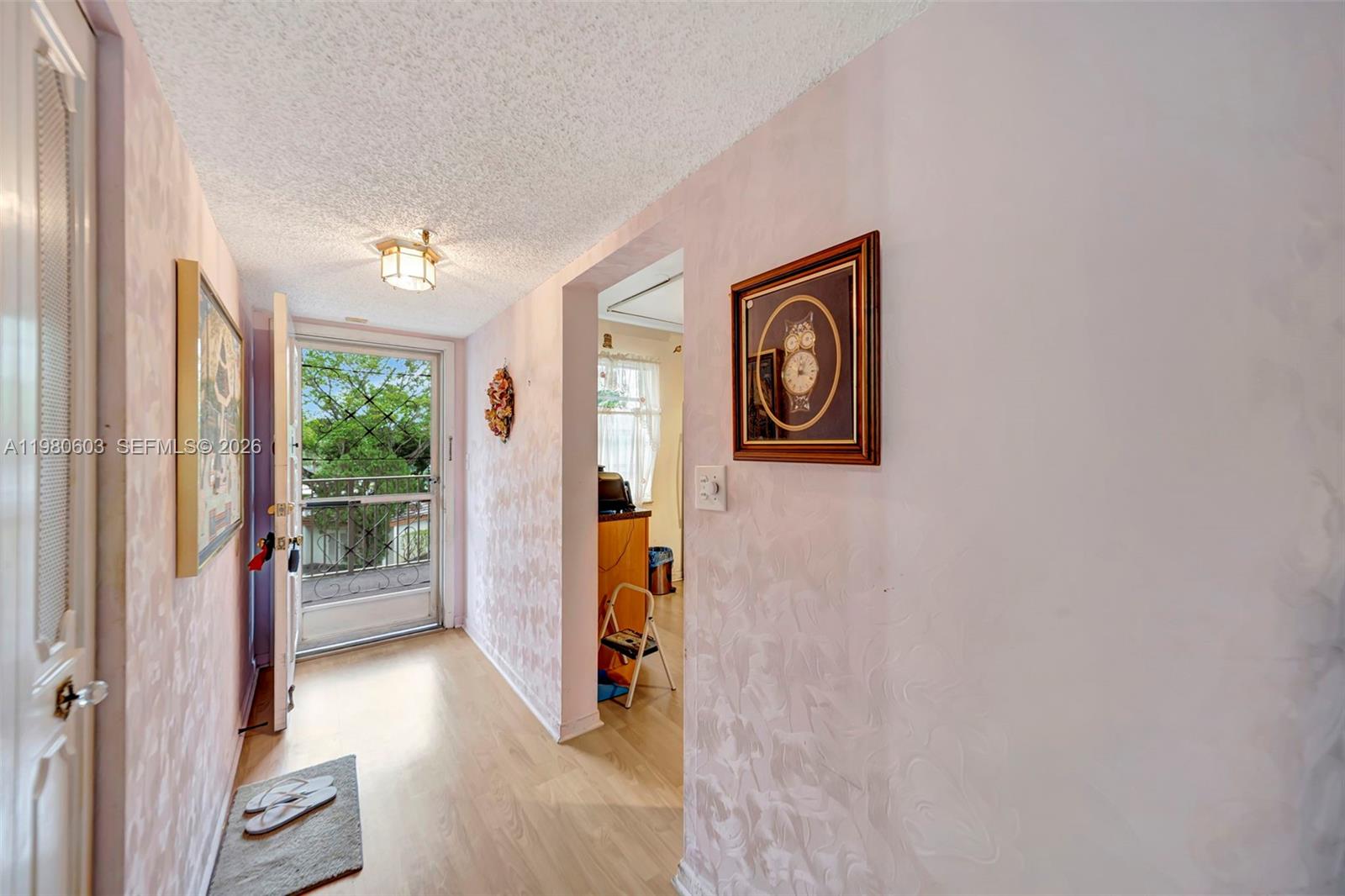 3940 Inverrary Boulevard 303-a Property Photo 7