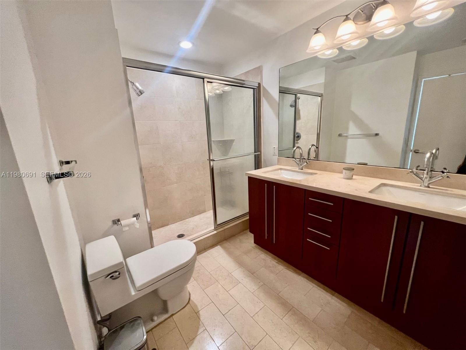 1111 Sw 1st Avenue 3223 Property Photo 7